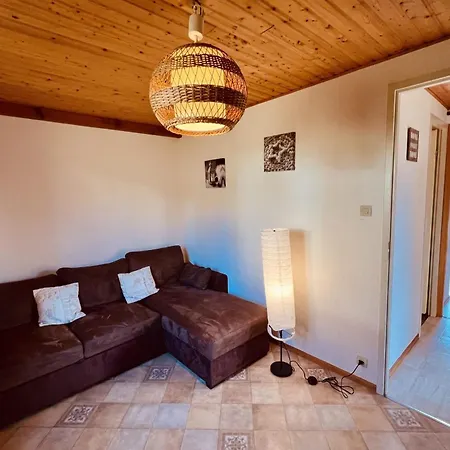 Duplex Facing The Of 아파트 제라르메르